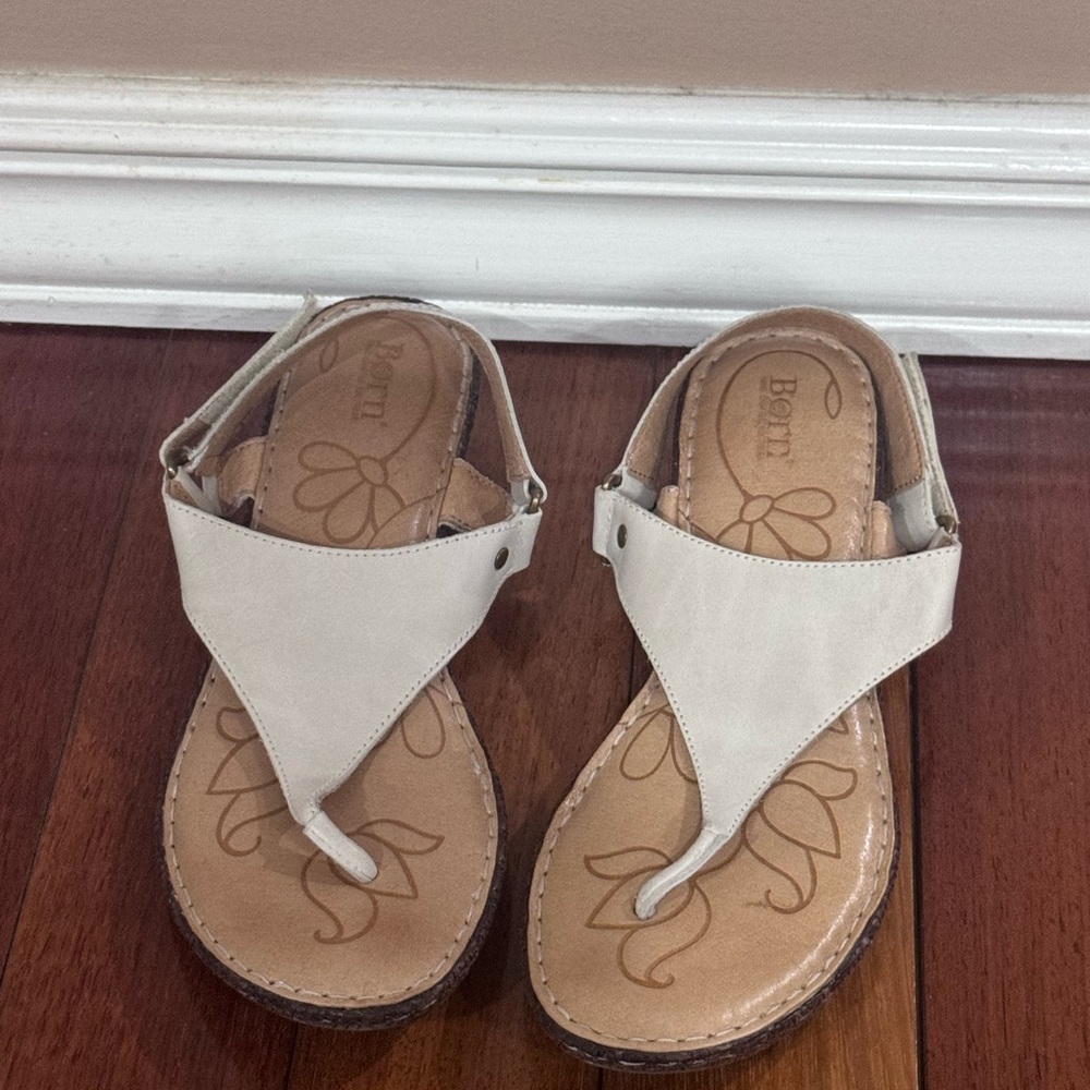Born Women's Ivory Leather Thong Sandals